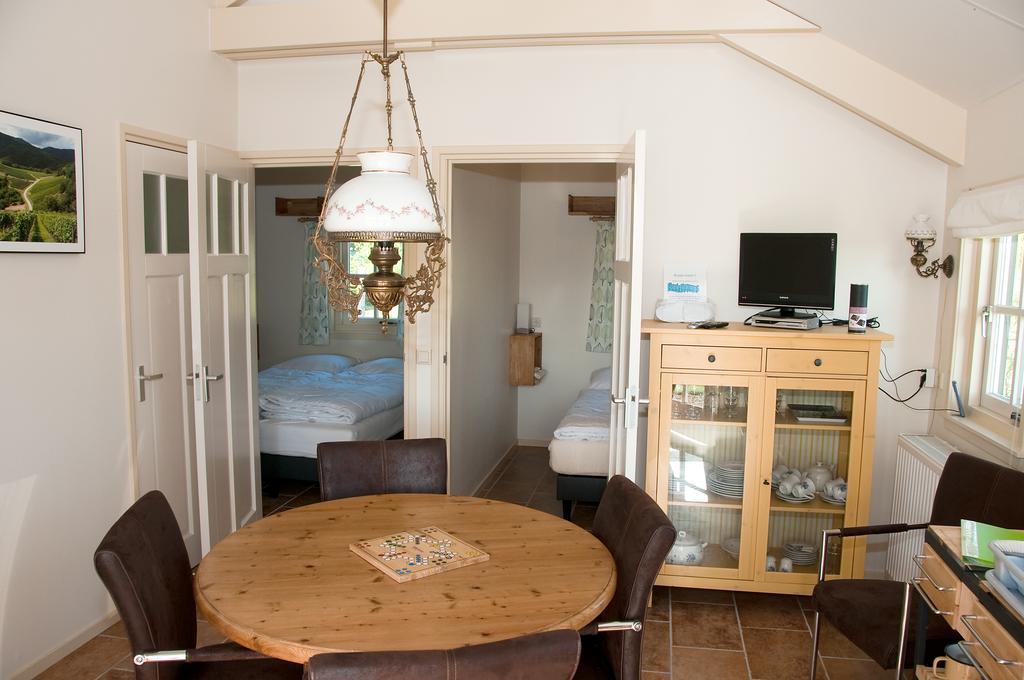 Park Nieuwgrapendaal Otel Terwolde Oda fotoğraf